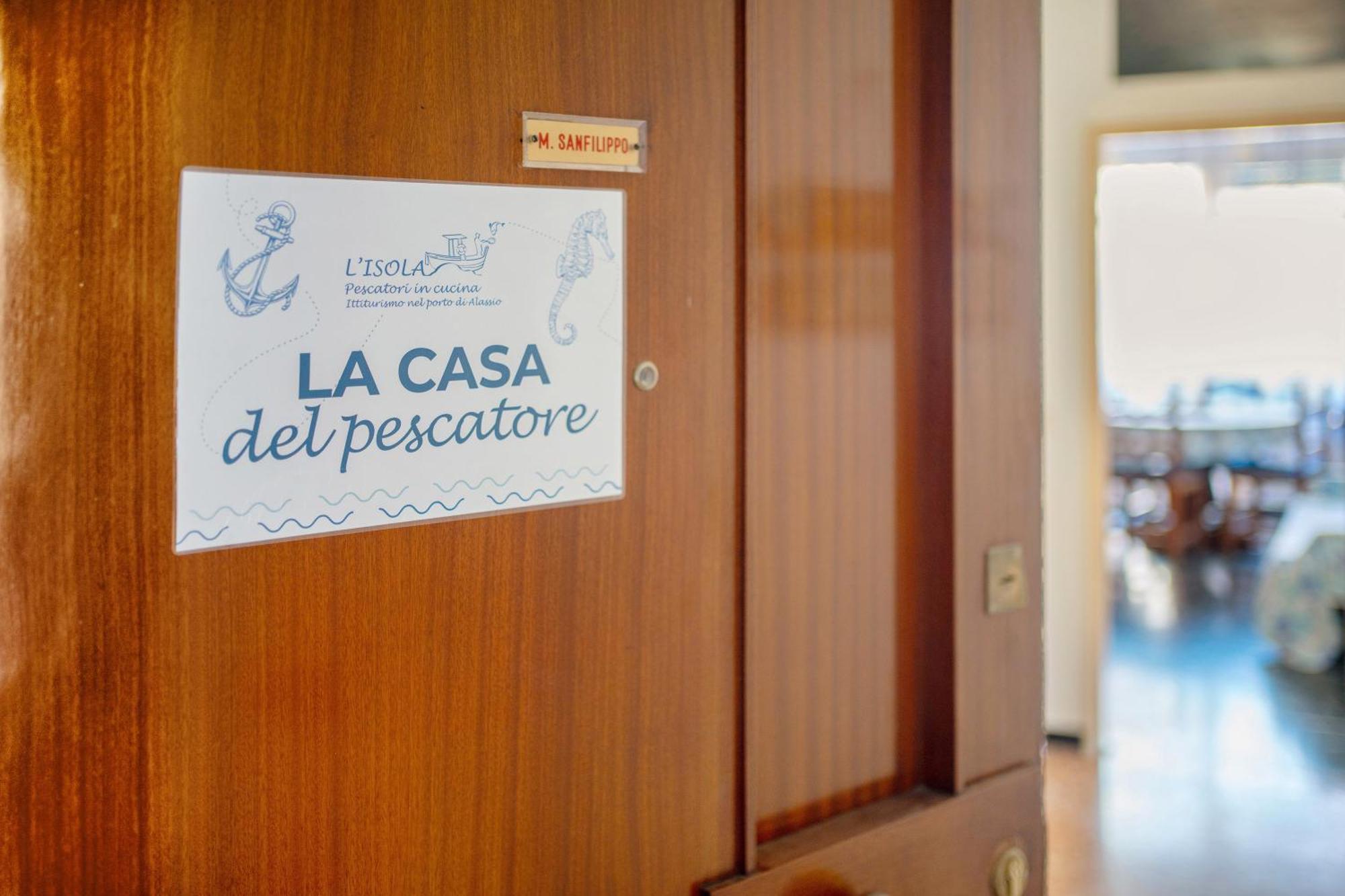 La Casa Del Pescatore Аласио Екстериор снимка